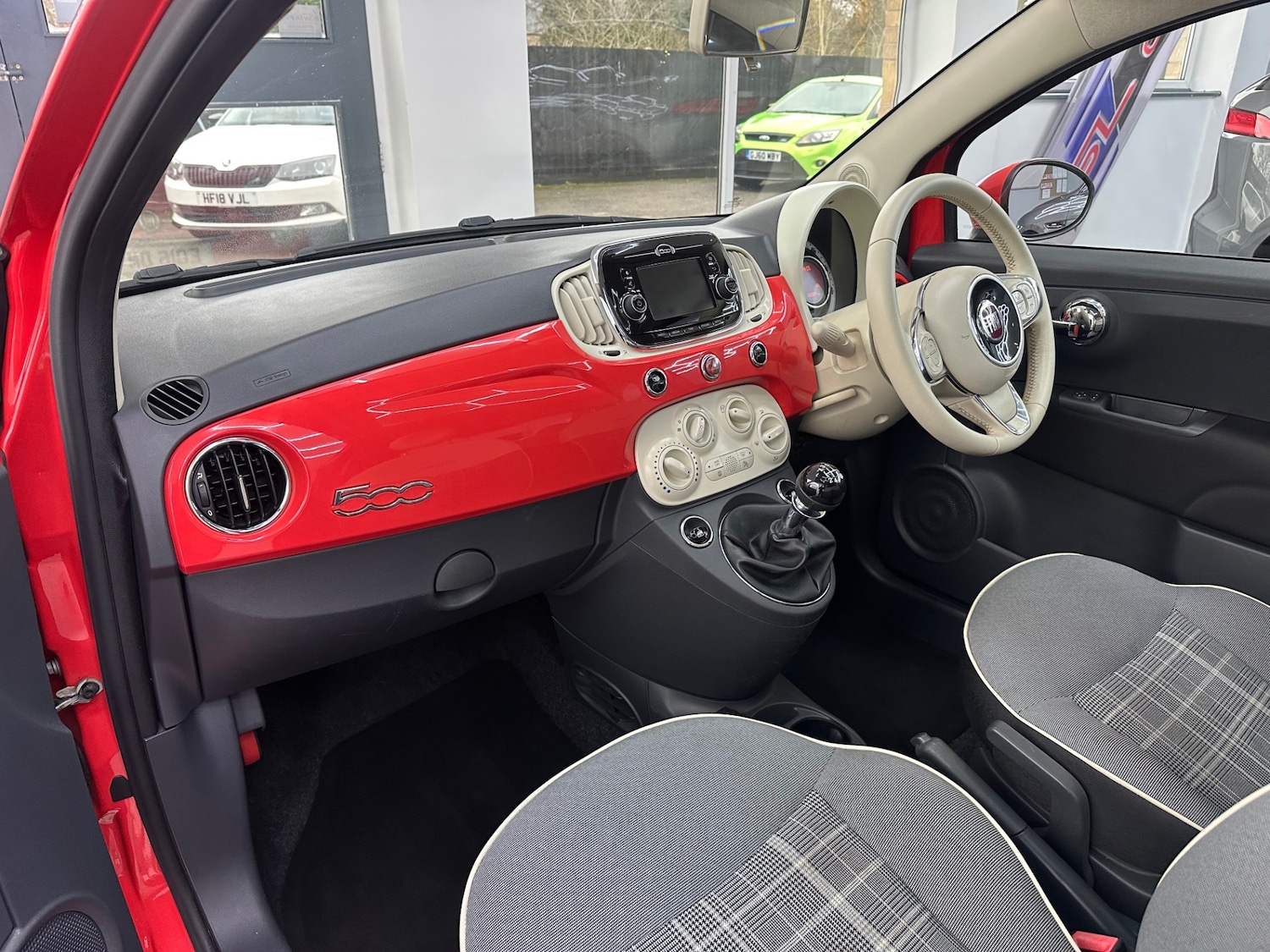 Used Fiat 500 2016 for sale - 77335703: Photo 24