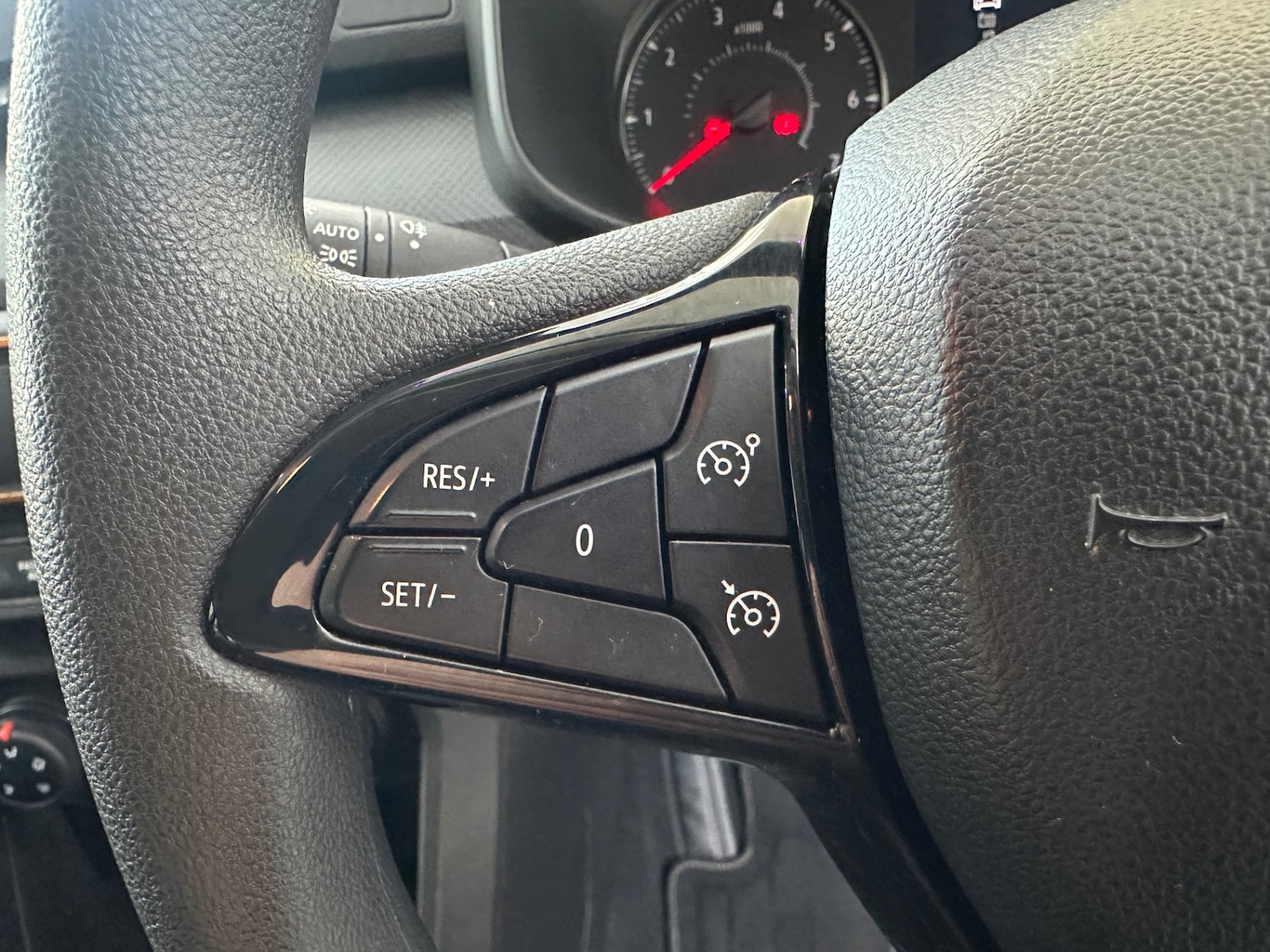 Used Dacia Sandero Stepway 2021 for sale - 77220482: Photo 43