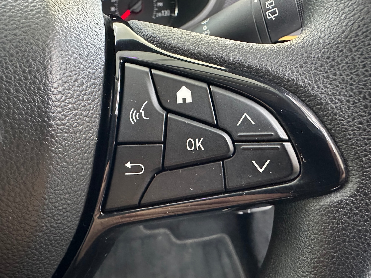 Used Dacia Sandero Stepway 2021 for sale - 77220482: Photo 44