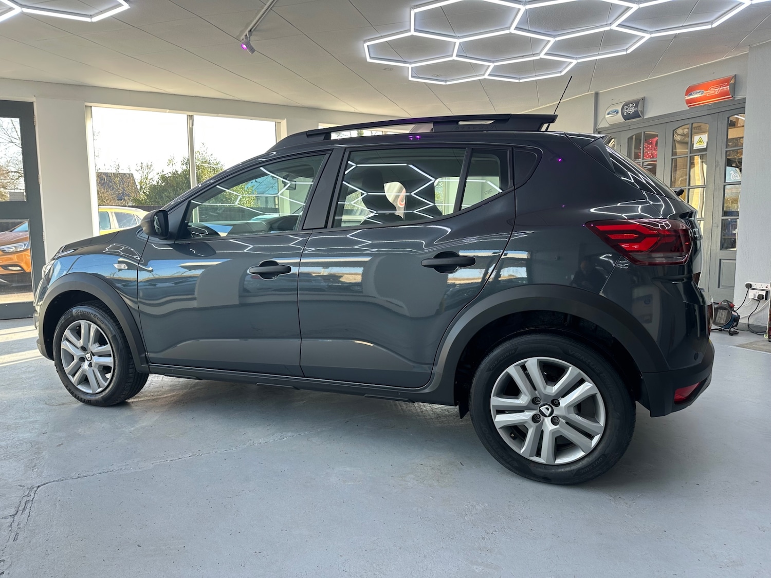 Used Dacia Sandero Stepway 2021 for sale - 77220482: Photo 5