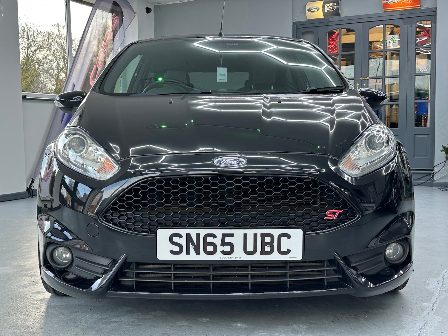 Used Ford Fiesta 2015 for sale - 76932331: Photo 10