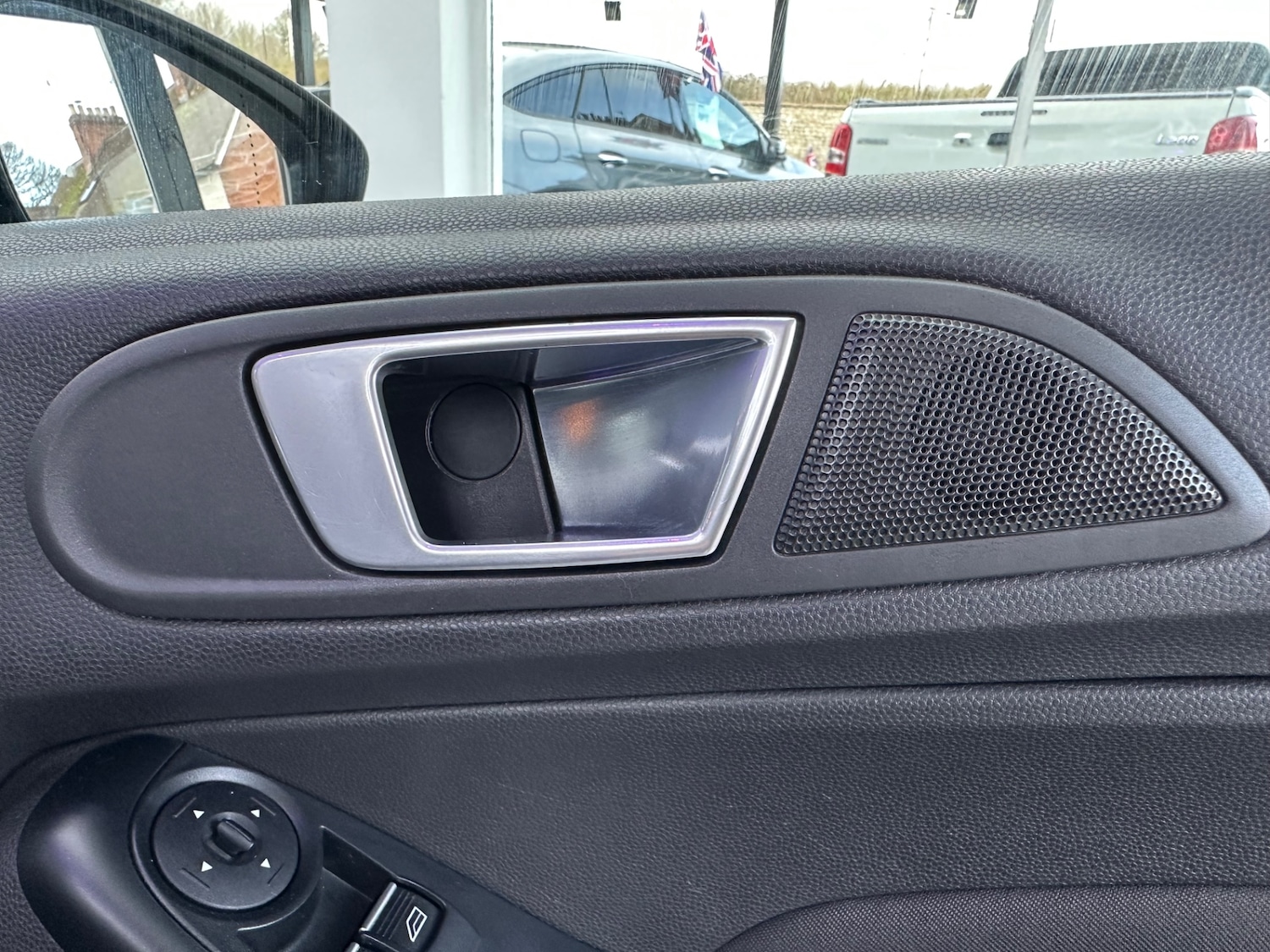 Used Ford Fiesta 2015 for sale - 76932331: Photo 32