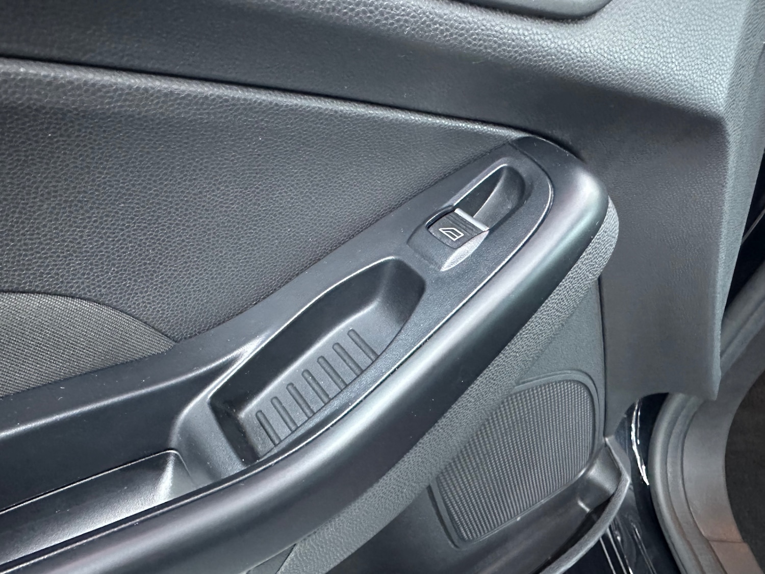 Used Ford Fiesta 2015 for sale - 76932331: Photo 36