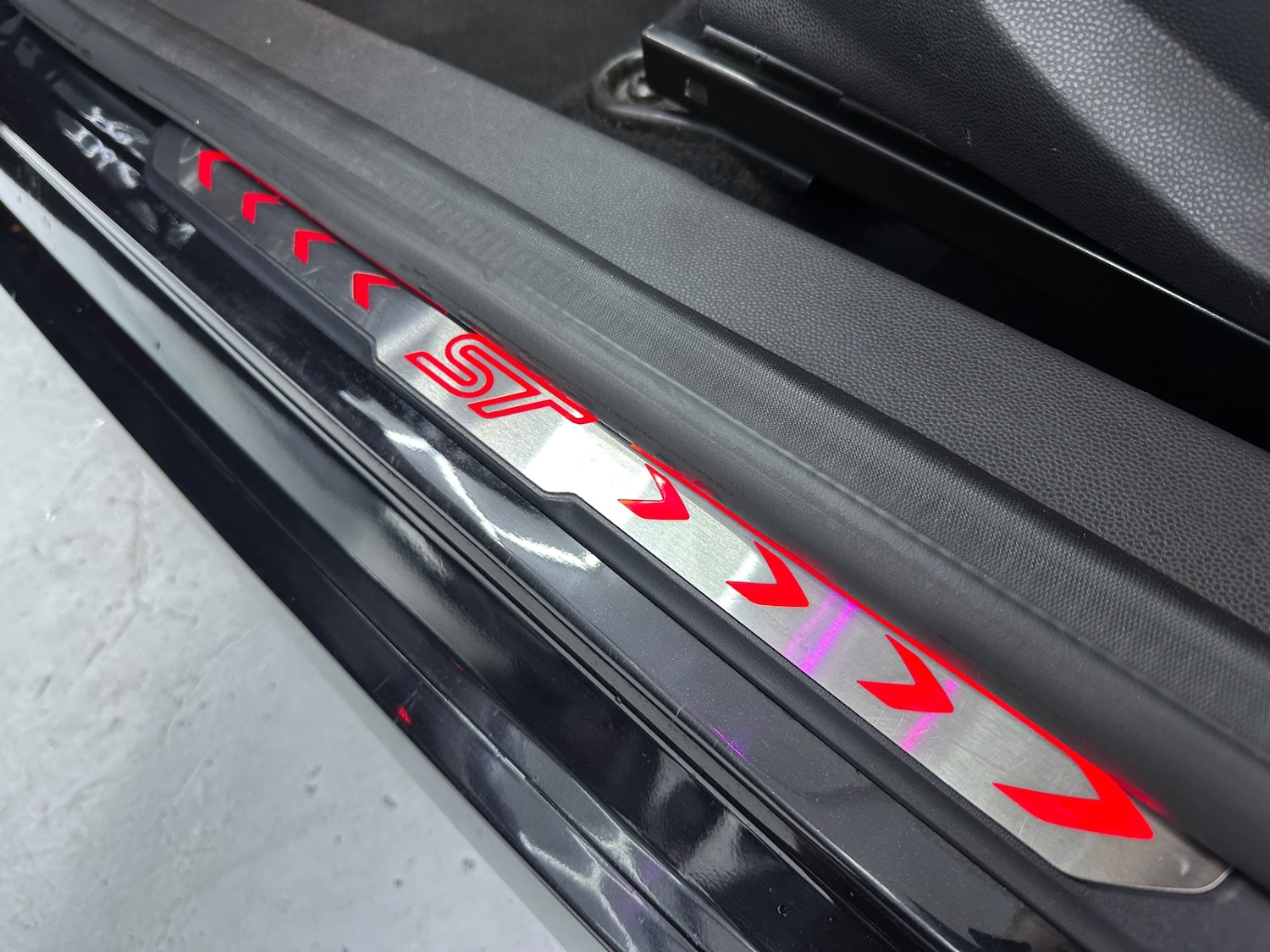 Used Ford Fiesta 2015 for sale - 76932331: Photo 37