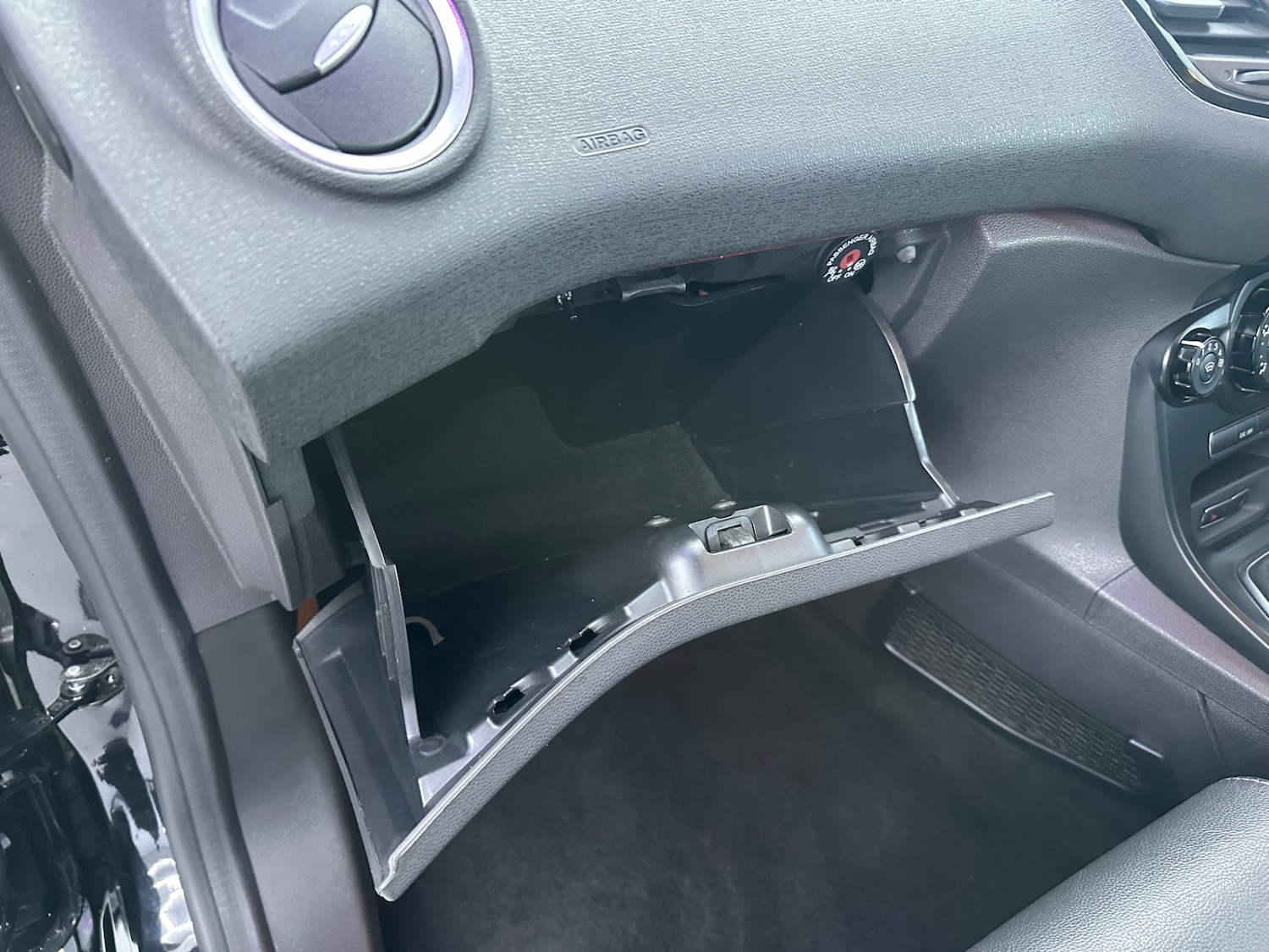 Used Ford Fiesta 2015 for sale - 76932331: Photo 43