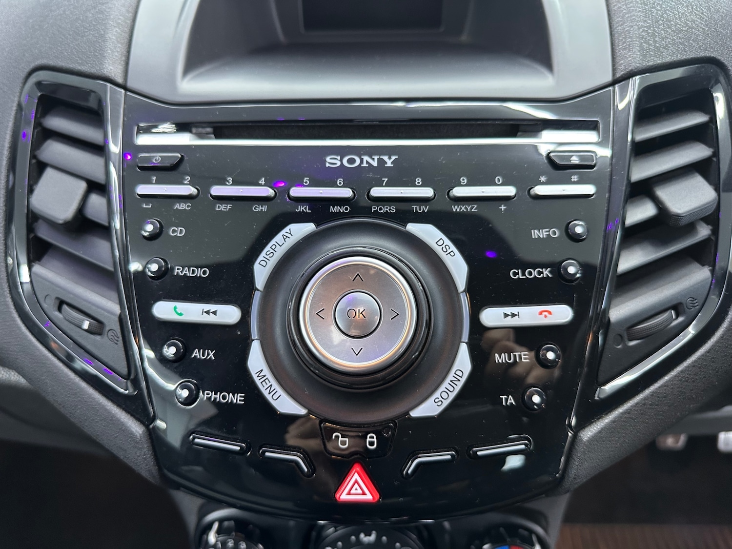 Used Ford Fiesta 2015 for sale - 76932331: Photo 51