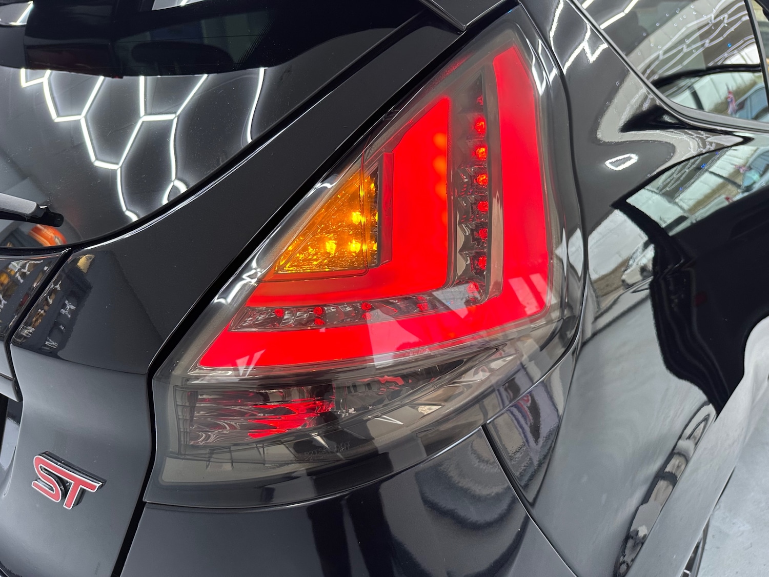 Used Ford Fiesta 2015 for sale - 76932331: Photo 64