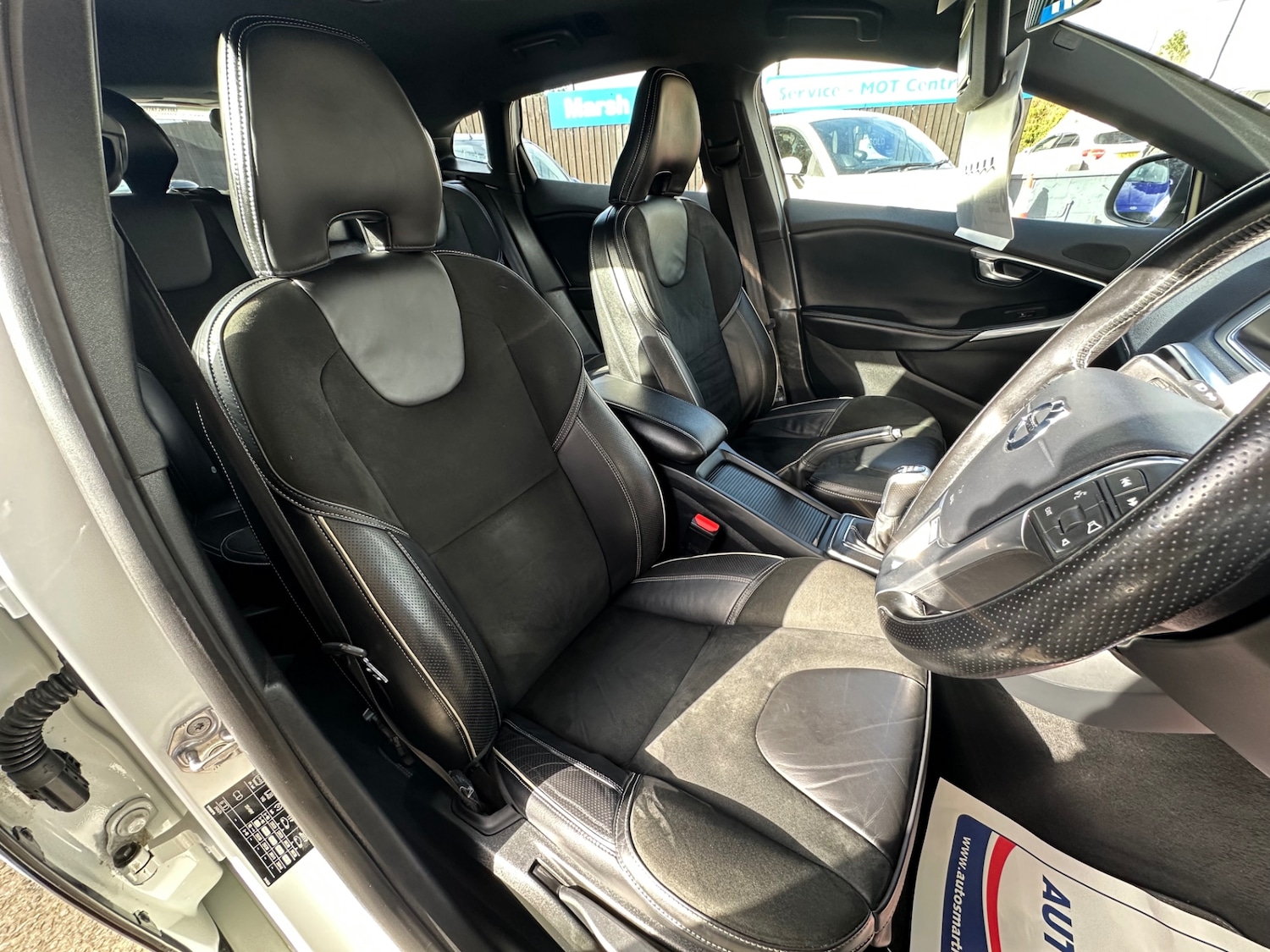 Used Volvo V40 2017 for sale - 76391954: Photo 24