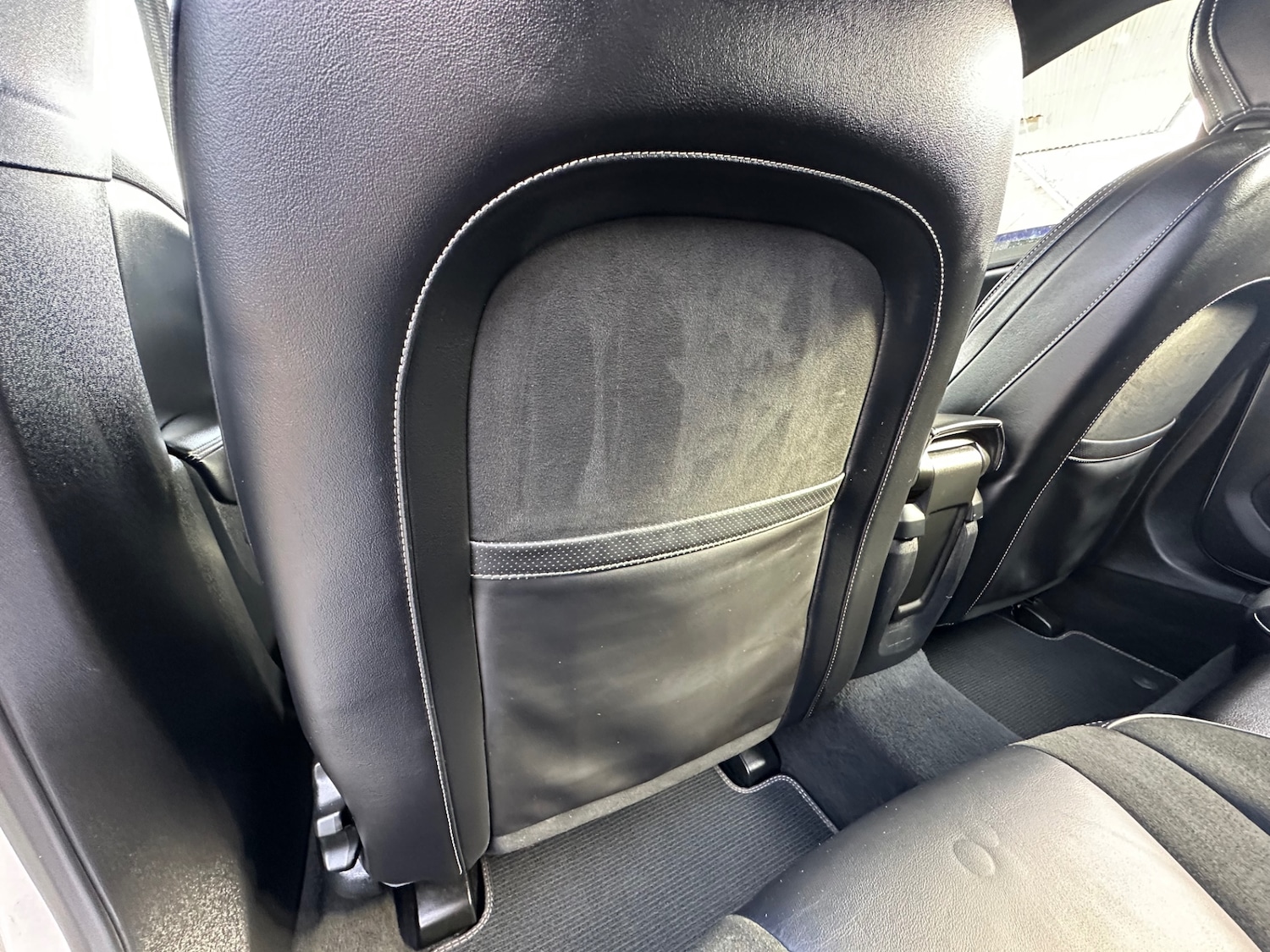 Used Volvo V40 2017 for sale - 76391954: Photo 28