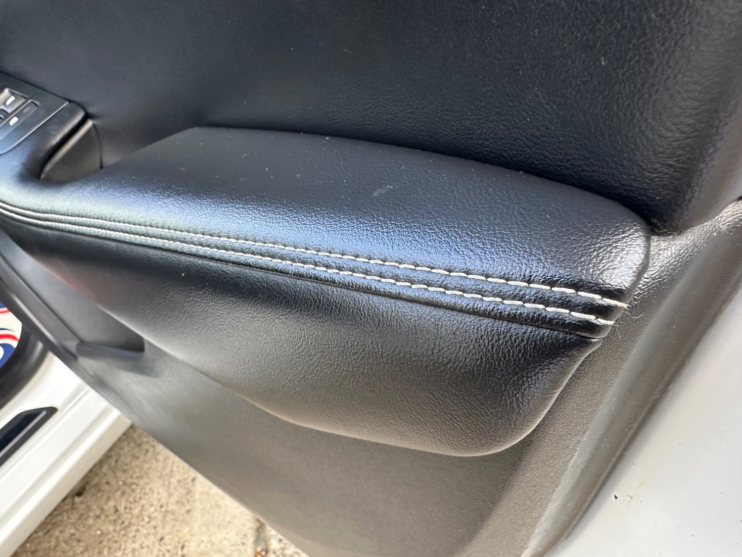 Used Volvo V40 2017 for sale - 76391954: Photo 38