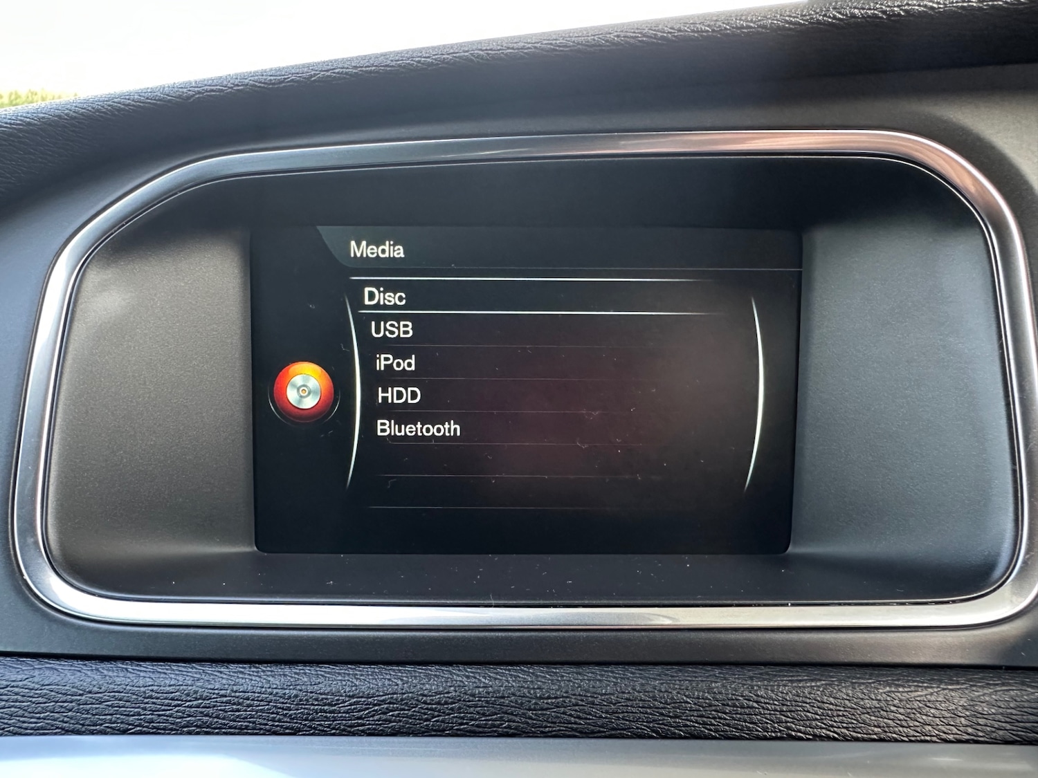 Used Volvo V40 2017 for sale - 76391954: Photo 57