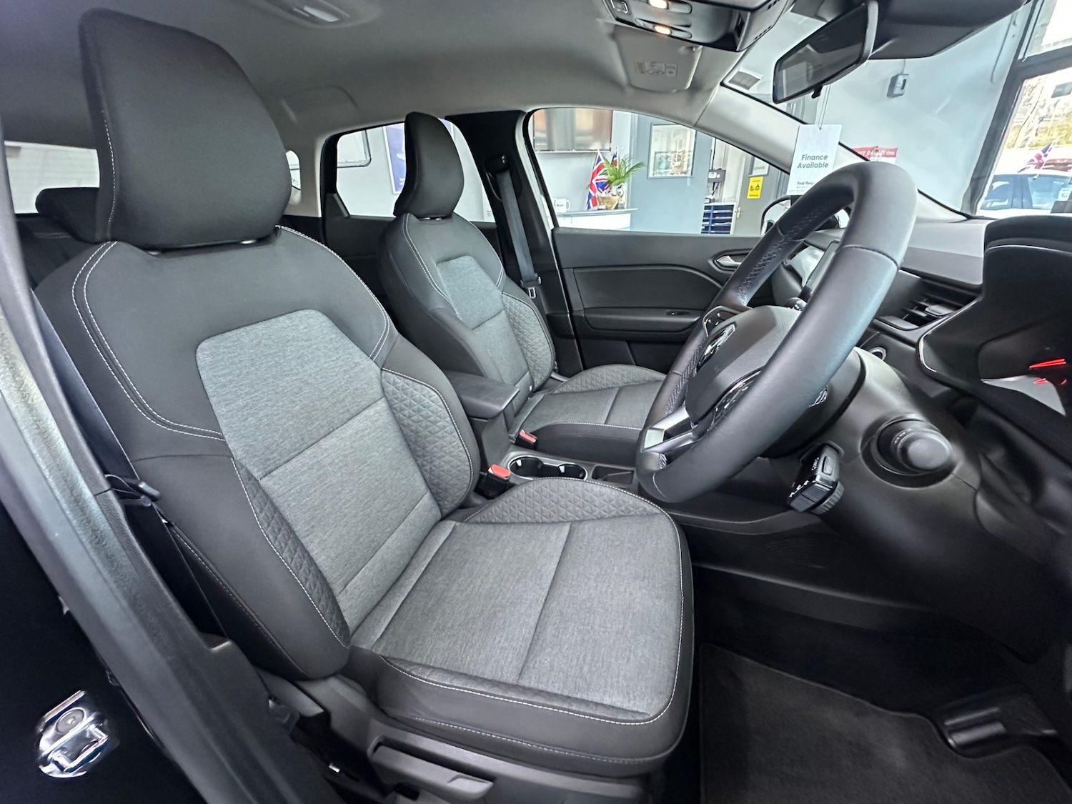 Used Renault Captur 2022 for sale - 76778143: Photo 22