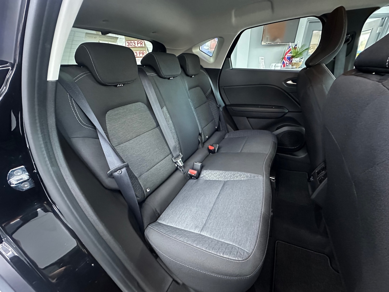 Used Renault Captur 2022 for sale - 76778143: Photo 29