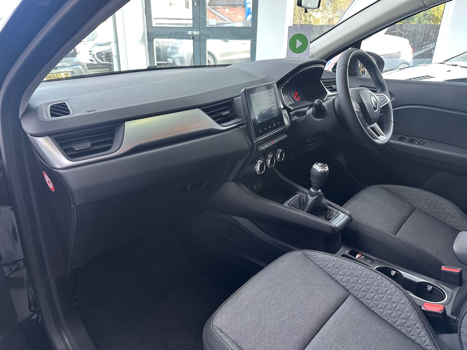 Used Renault Captur 2022 for sale - 76778143: Photo 32