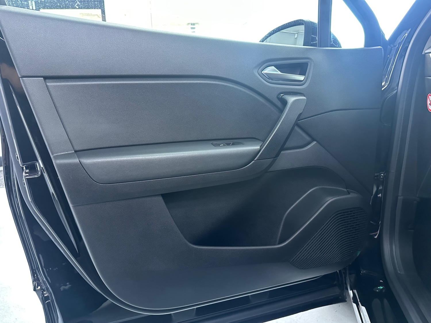 Used Renault Captur 2022 for sale - 76778143: Photo 35