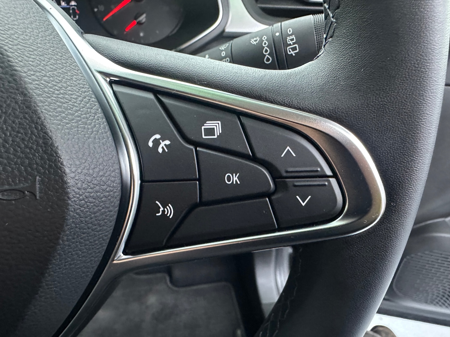 Used Renault Captur 2022 for sale - 76778143: Photo 47