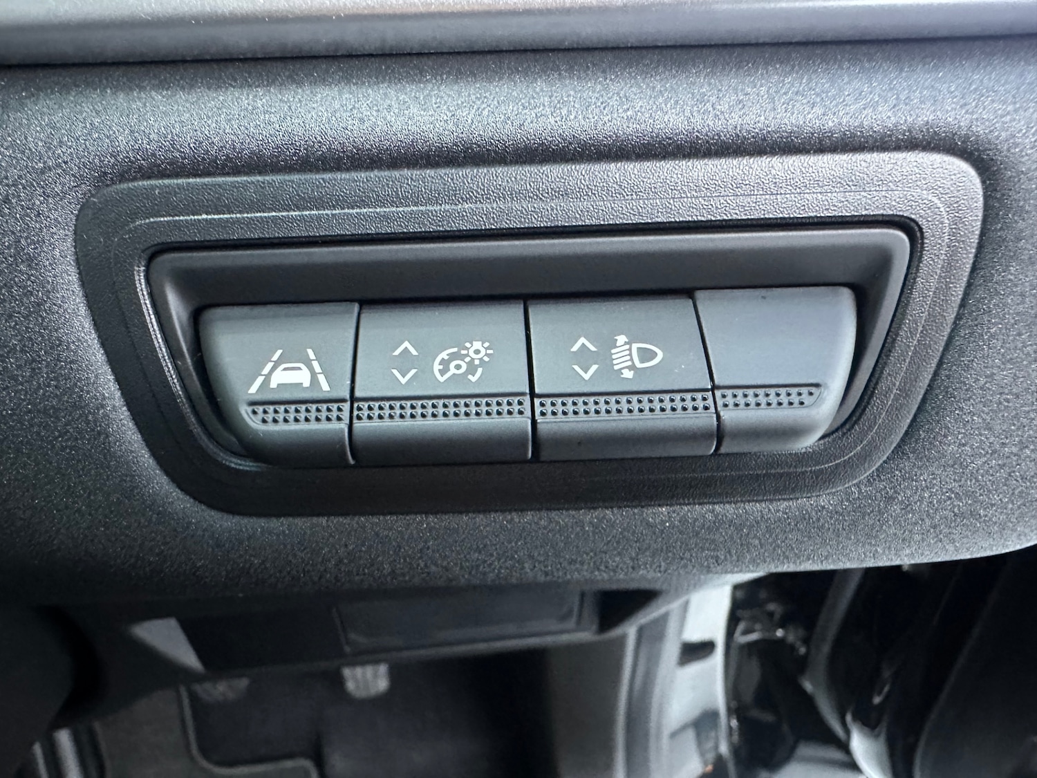 Used Renault Captur 2022 for sale - 76778143: Photo 49