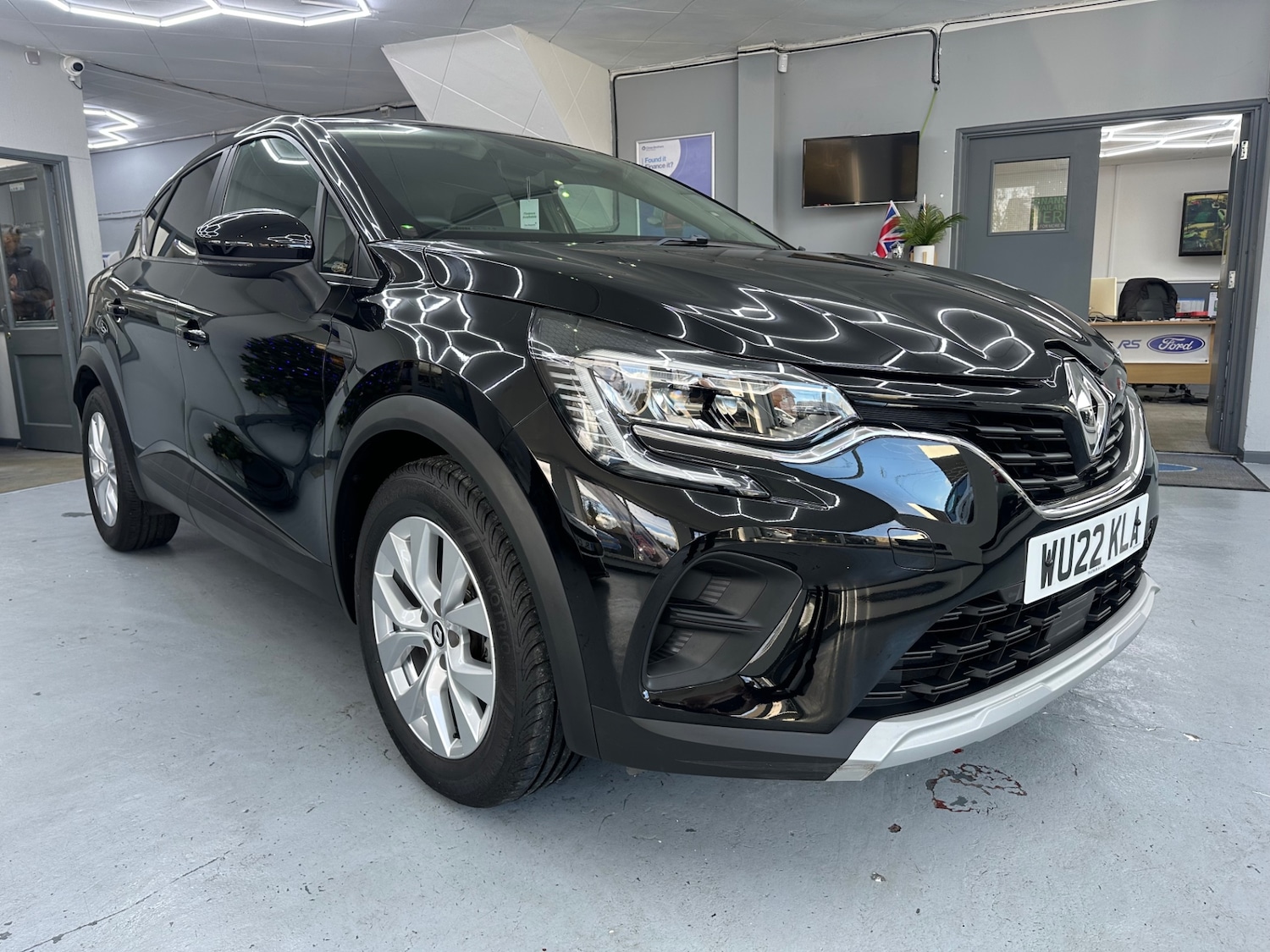 Used Renault Captur 2022 for sale - 76778143: Photo 7