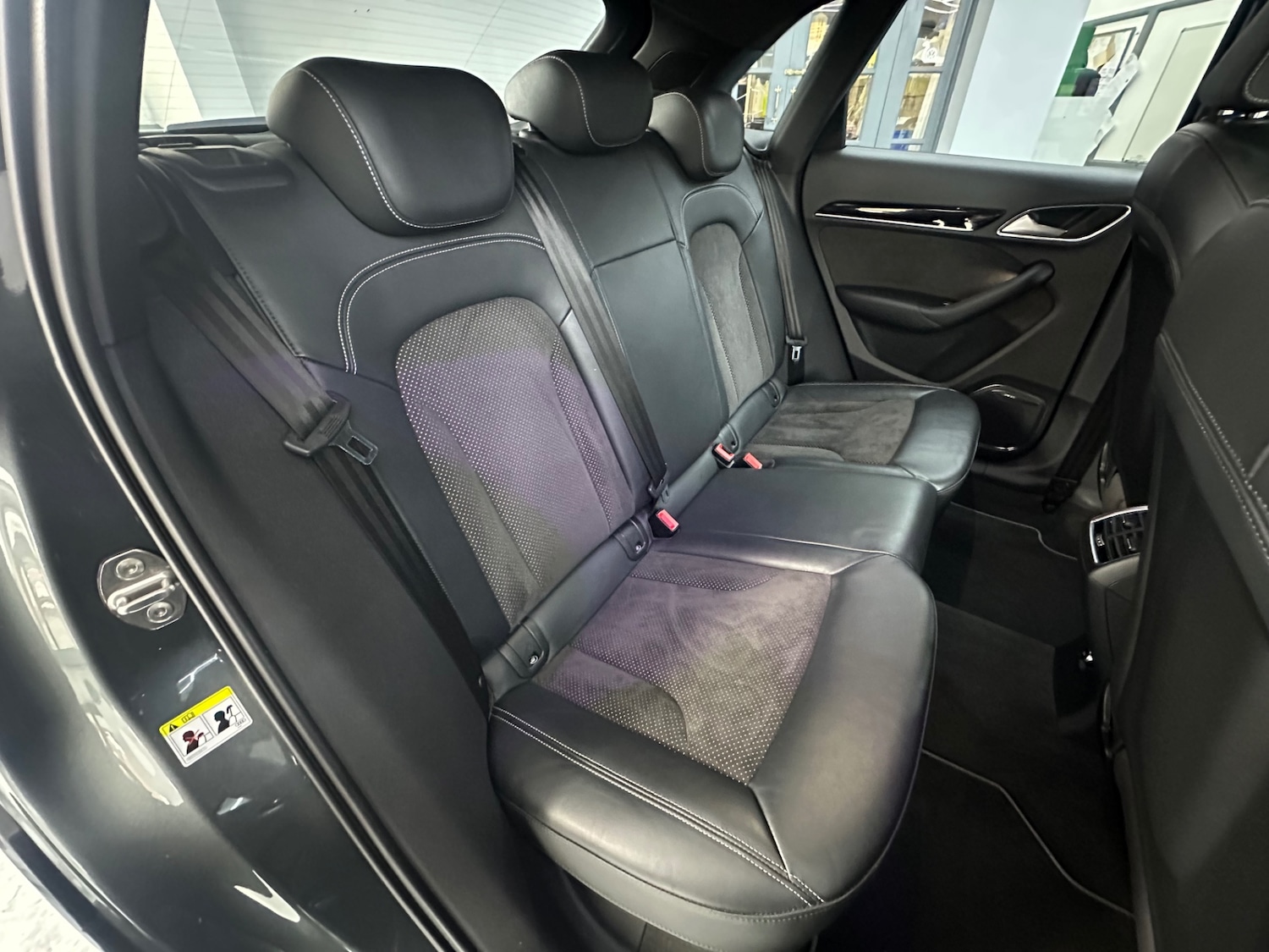 Used Audi Q3 2018 for sale - 77628860: Photo 32