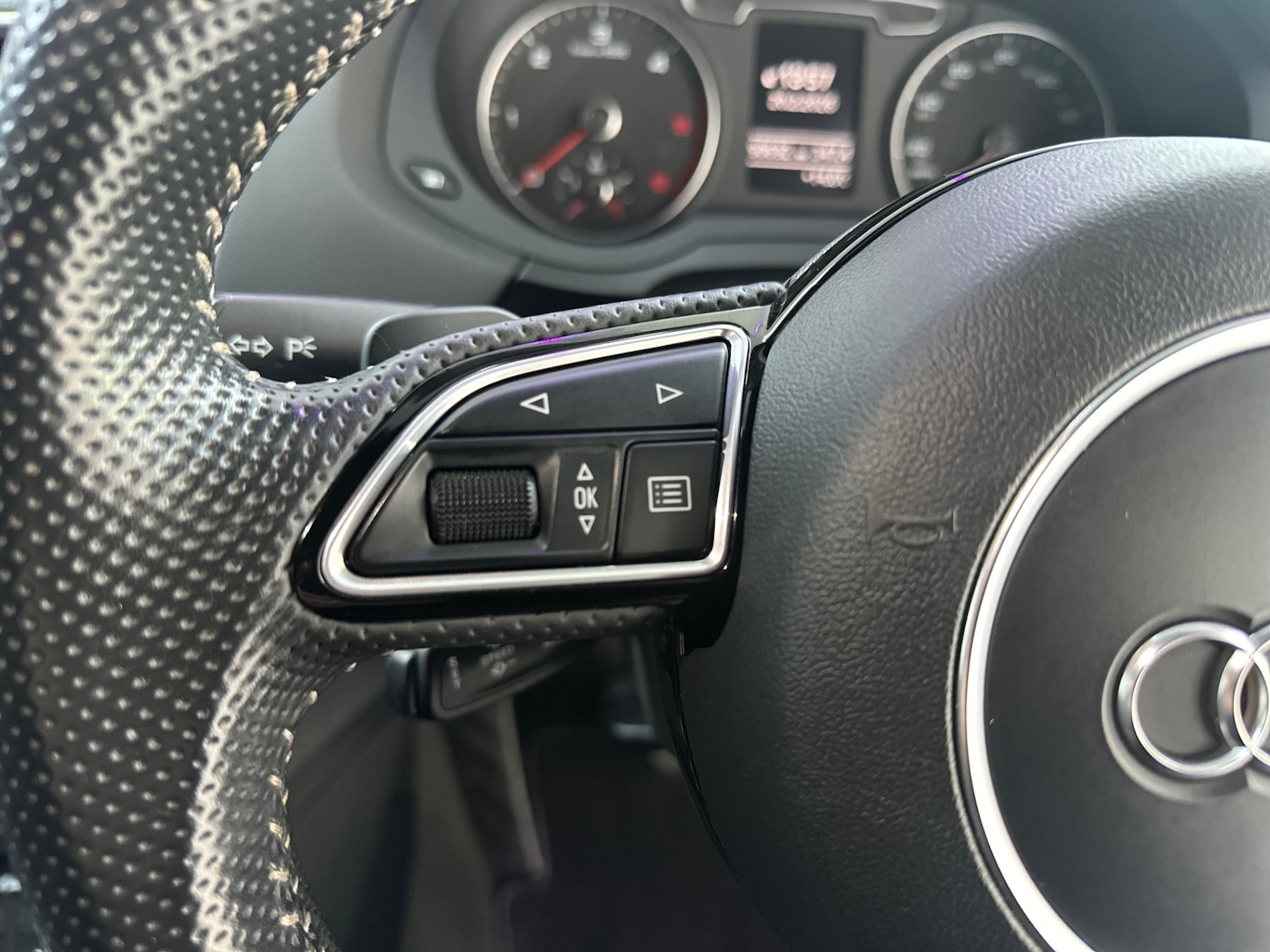 Used Audi Q3 2018 for sale - 77628860: Photo 55