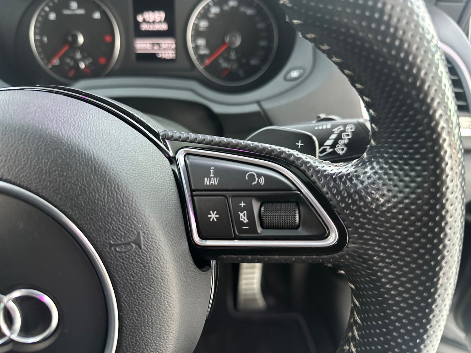 Used Audi Q3 2018 for sale - 77628860: Photo 60