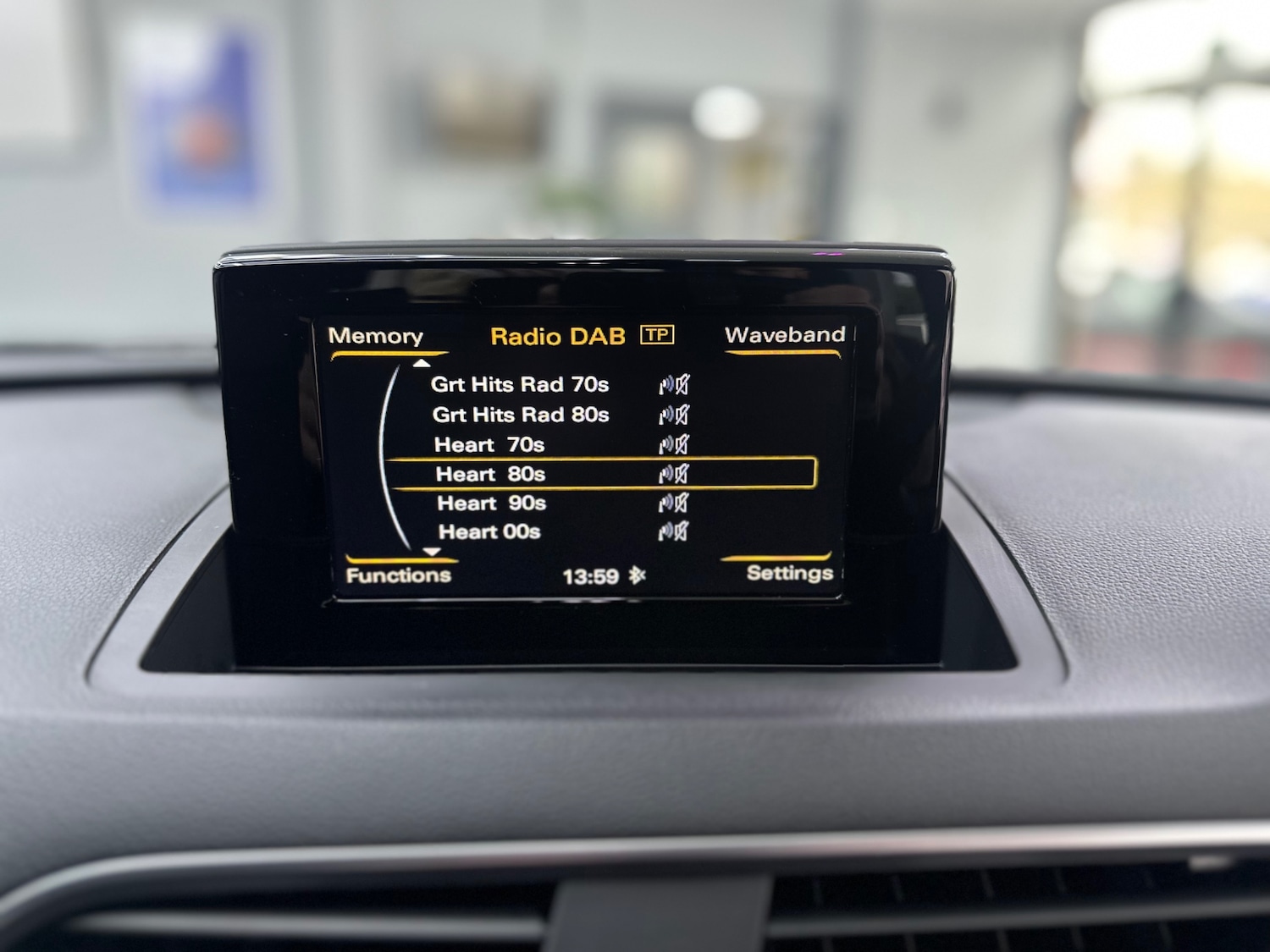 Used Audi Q3 2018 for sale - 77628860: Photo 62