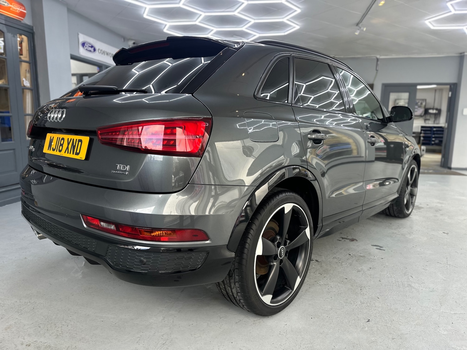 Used Audi Q3 2018 for sale - 77628860: Photo 7