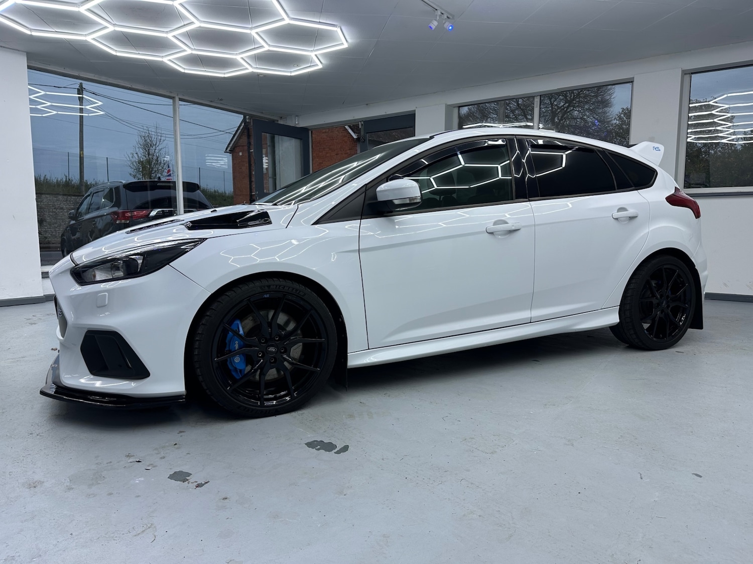 Used Ford Focus 2016 for sale - 76588281: Photo 2