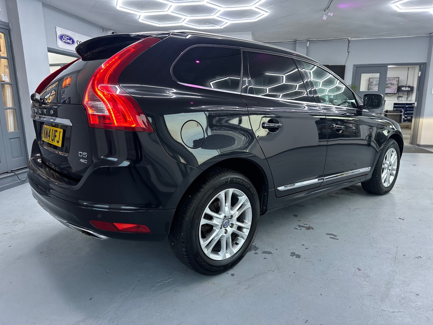 Used Volvo XC60 2014 for sale - 77813473: Photo 3