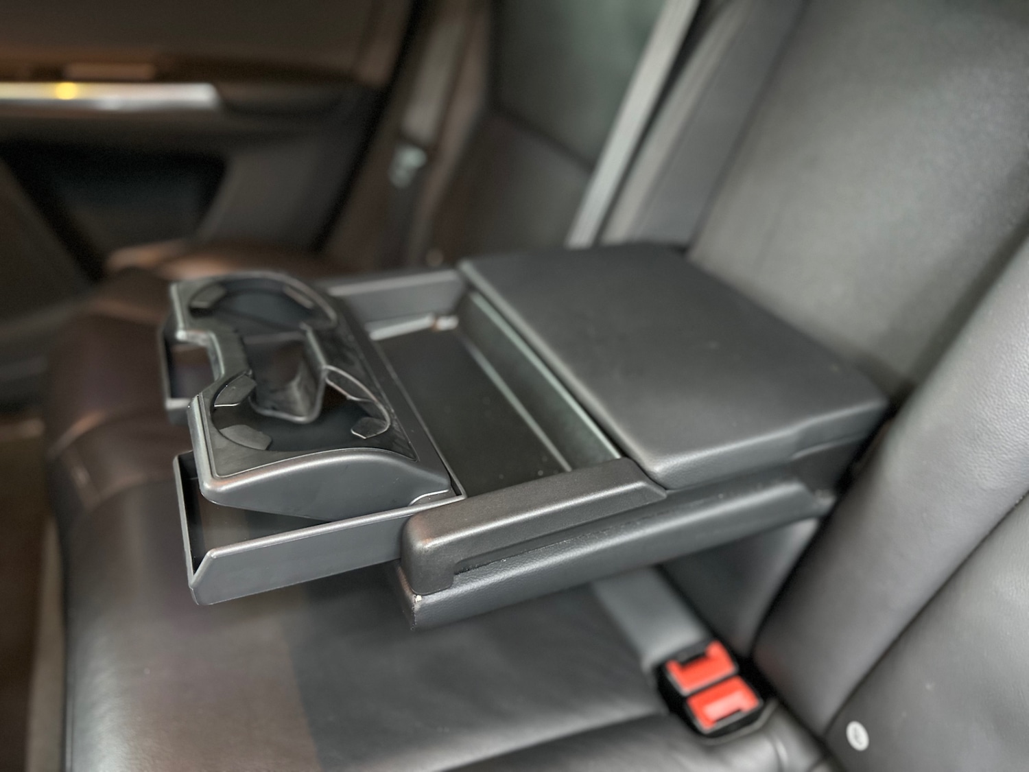 Used Volvo XC60 2014 for sale - 77813473: Photo 32