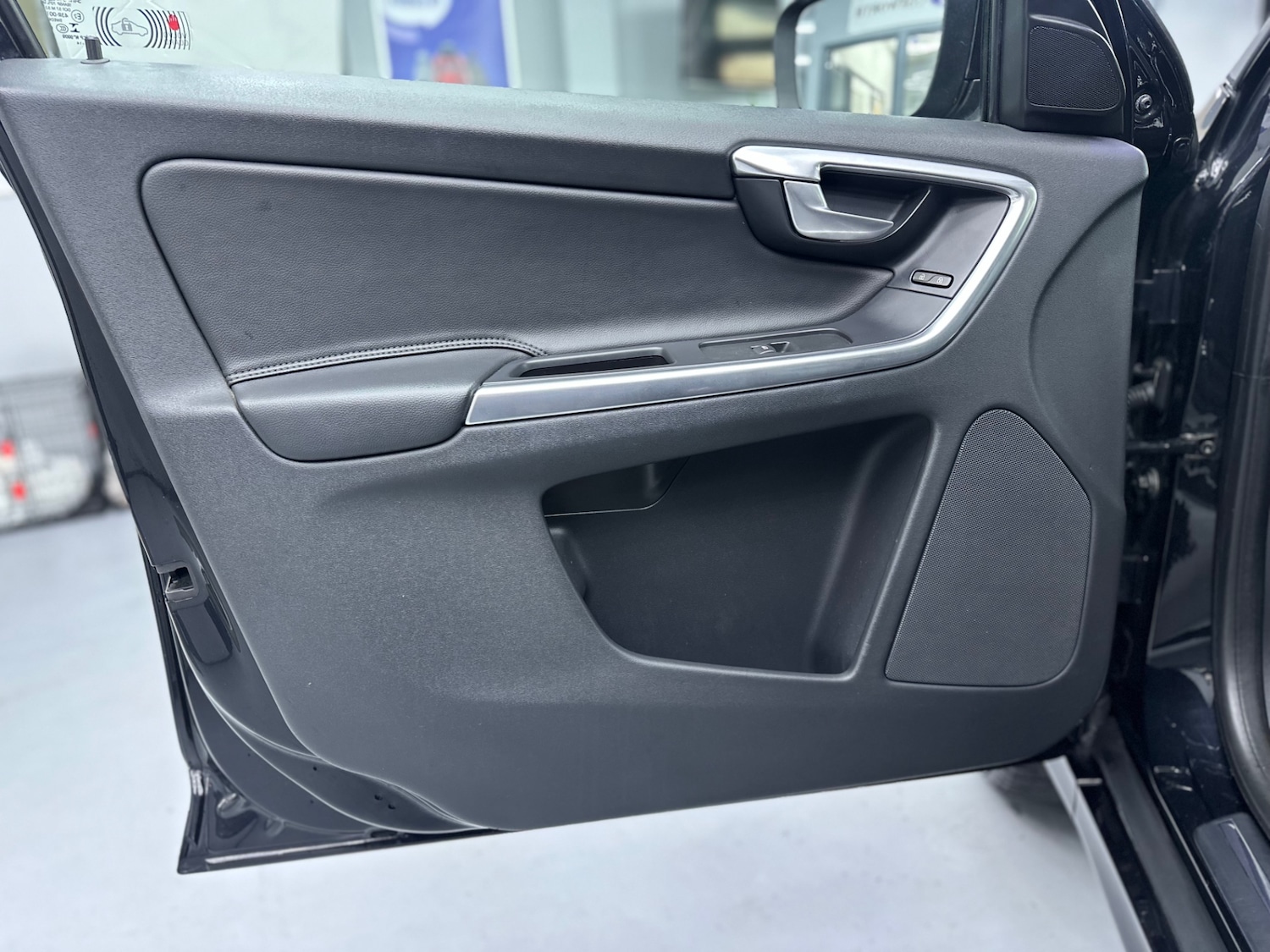 Used Volvo XC60 2014 for sale - 77813473: Photo 38