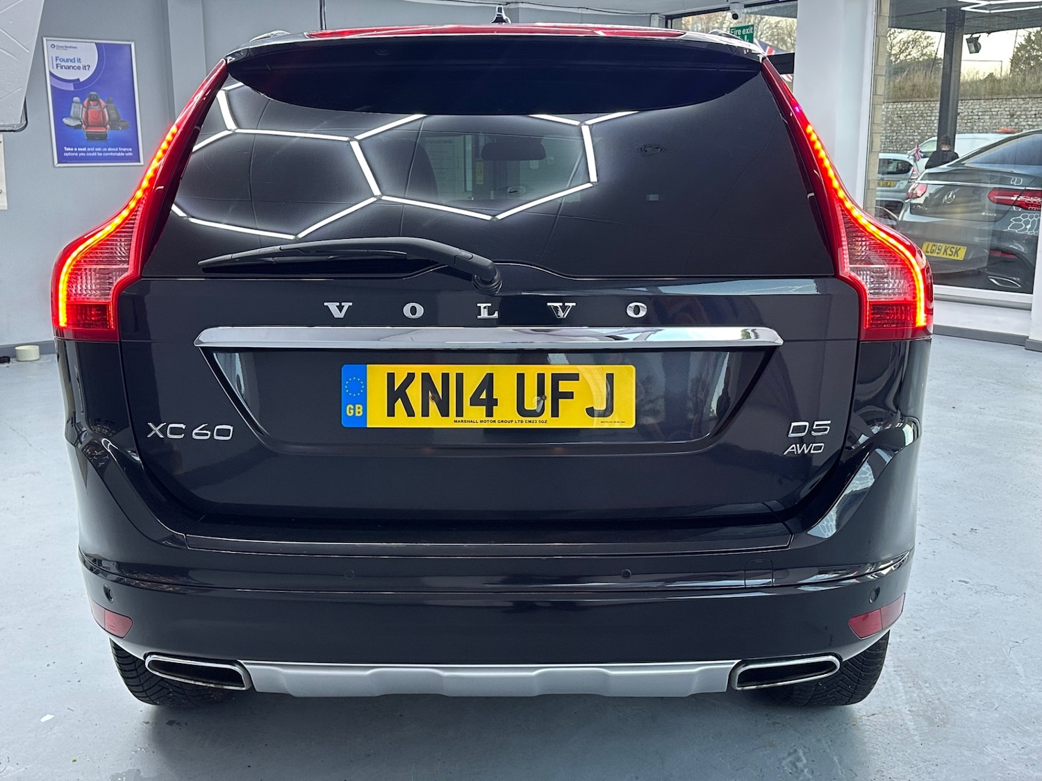 Used Volvo XC60 2014 for sale - 77813473: Photo 4