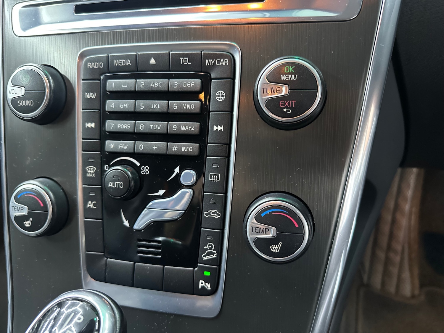 Used Volvo XC60 2014 for sale - 77813473: Photo 49