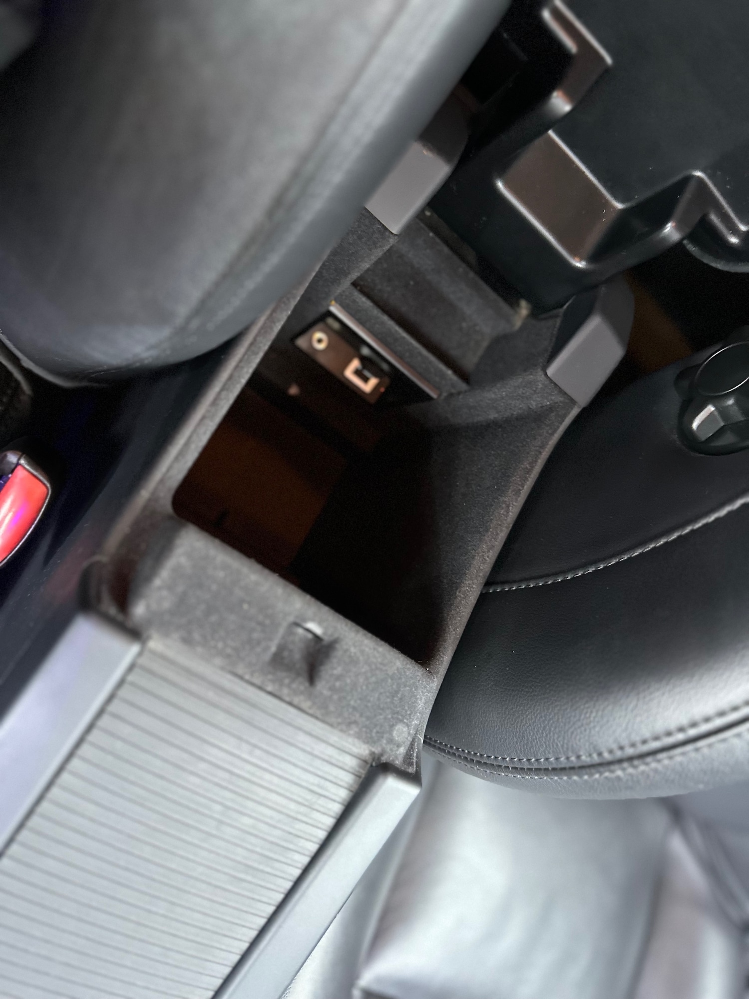 Used Volvo XC60 2014 for sale - 77813473: Photo 52