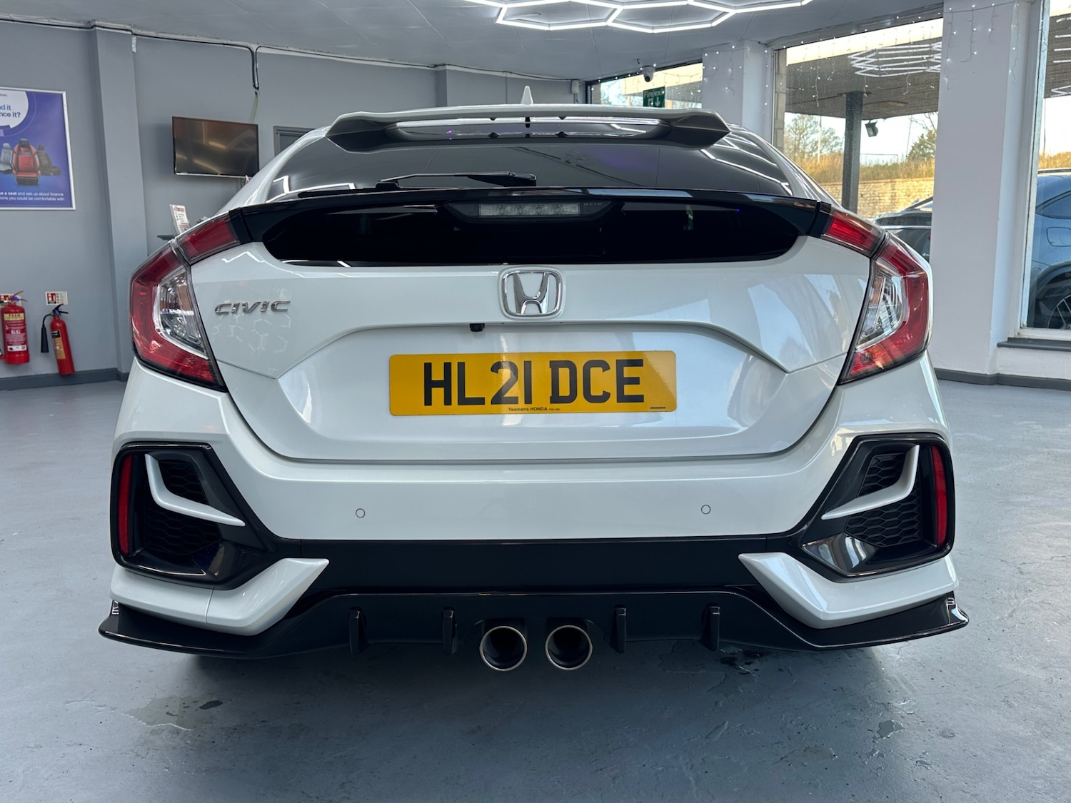 Used Honda Civic 2021 for sale - 77012424: Photo 4