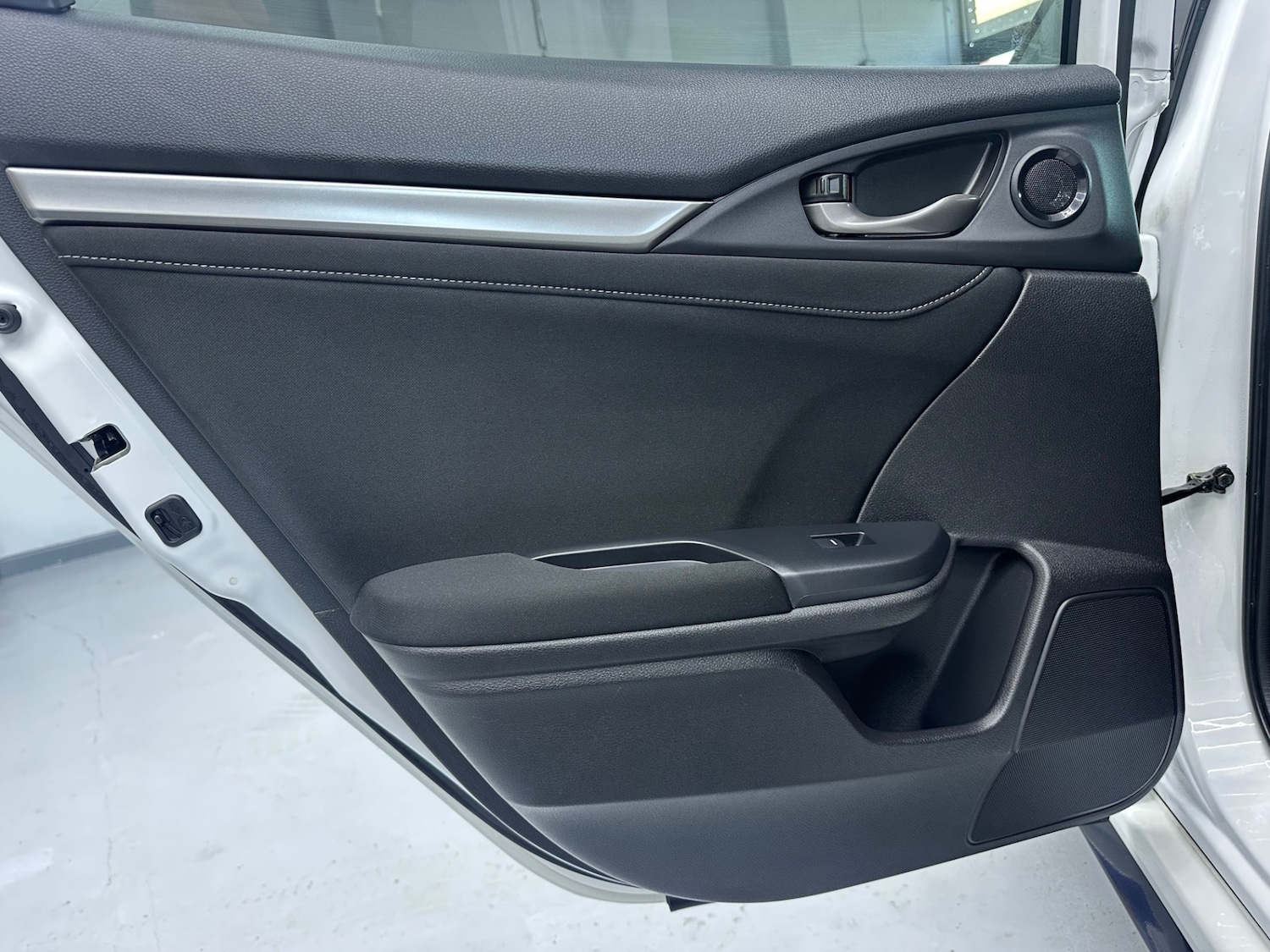 Used Honda Civic 2021 for sale - 77012424: Photo 46