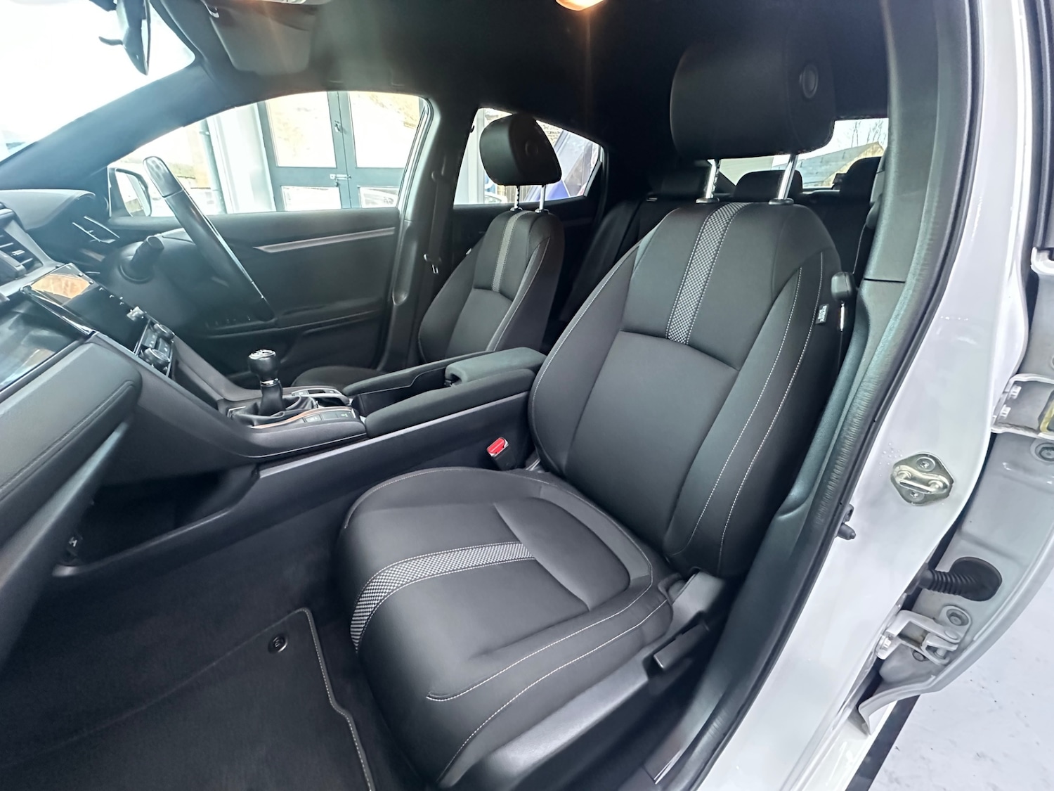 Used Honda Civic 2021 for sale - 77012424: Photo 50