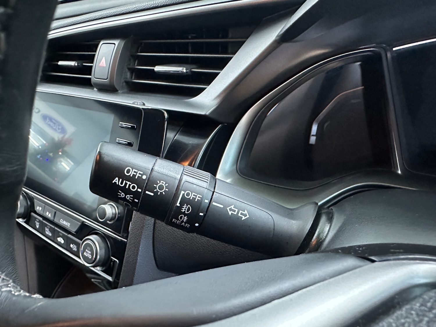 Used Honda Civic 2021 for sale - 77012424: Photo 61