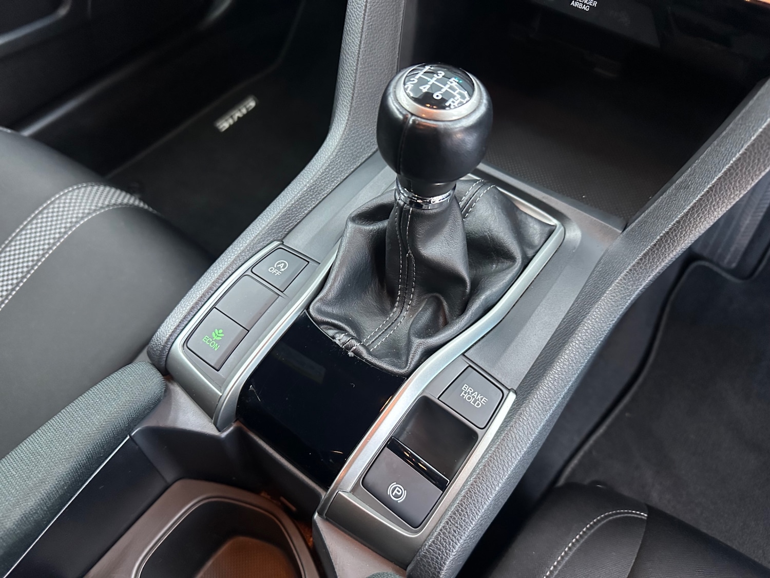 Used Honda Civic 2021 for sale - 77012424: Photo 65