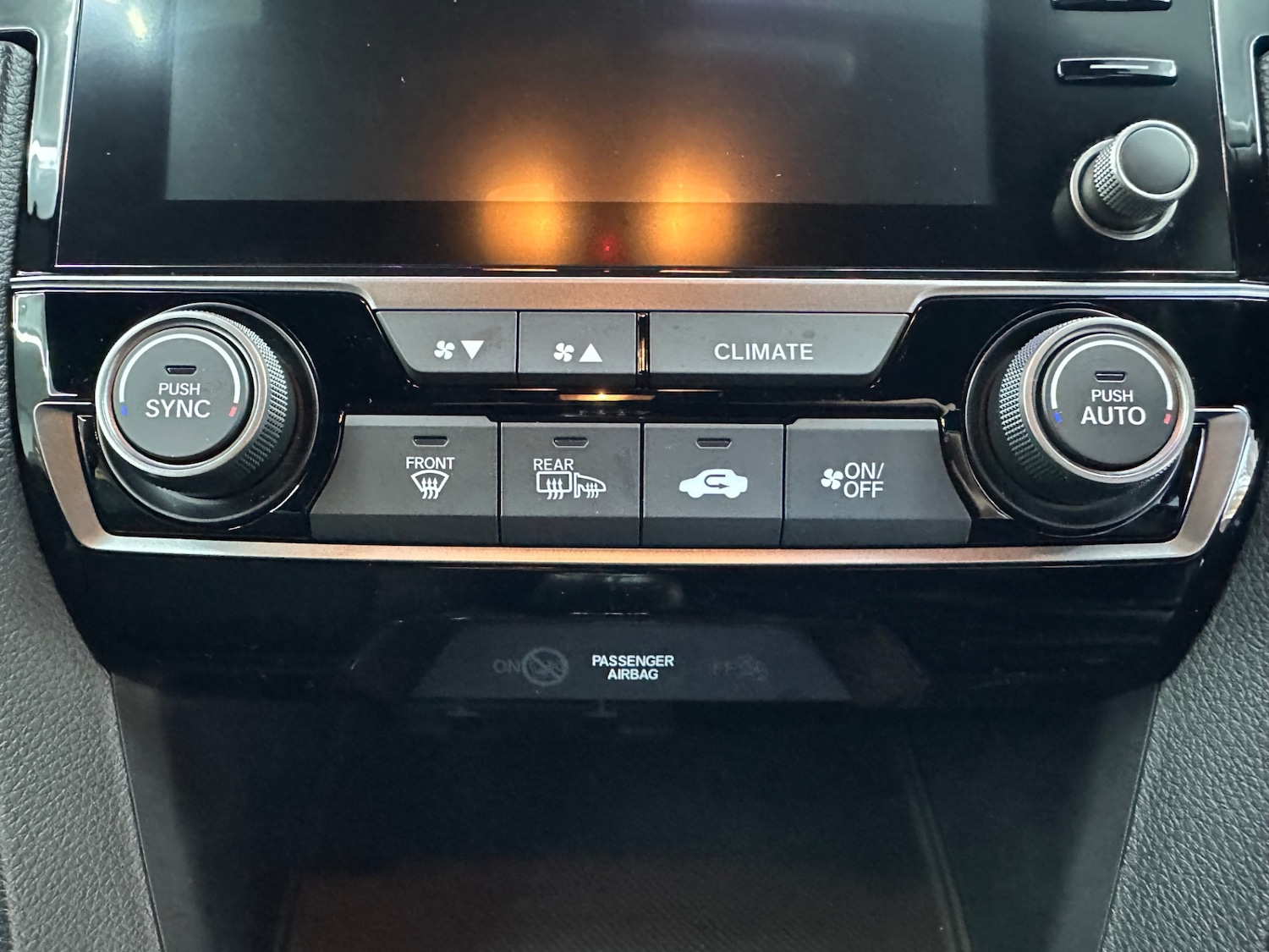 Used Honda Civic 2021 for sale - 77012424: Photo 67