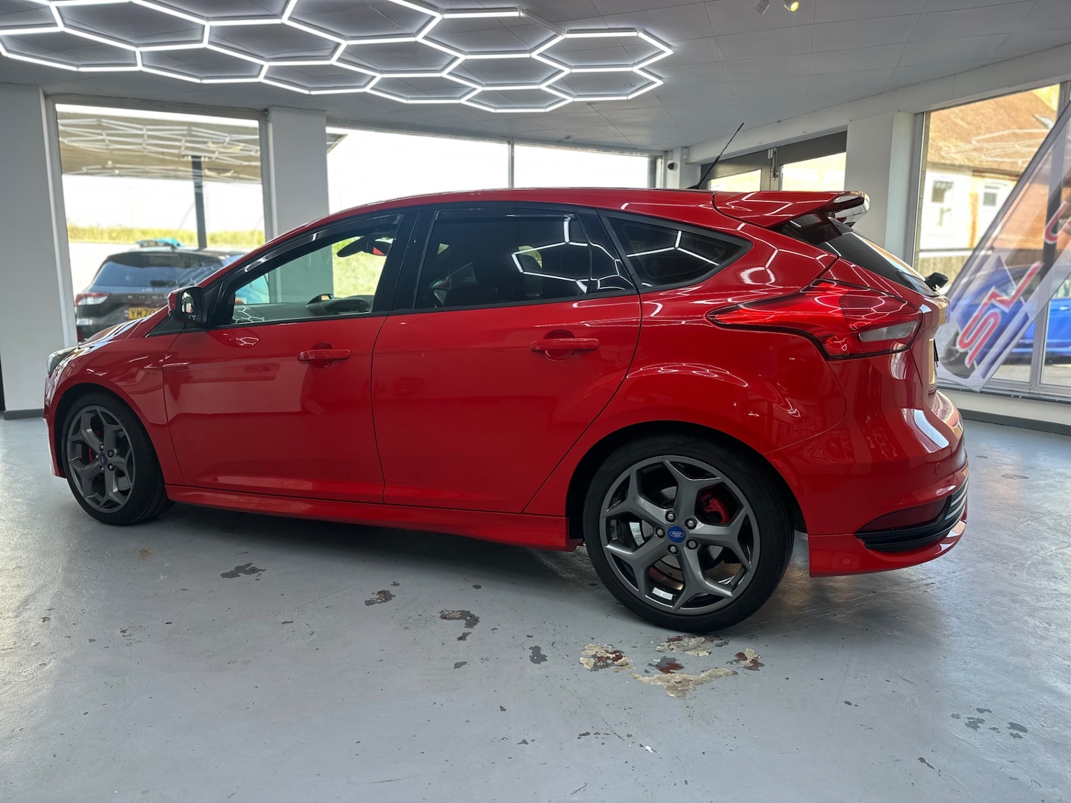 Used Ford Focus 2015 for sale - 78131547: Photo 3