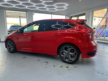 Used Ford Focus 2015 for sale - 78131547: Photo