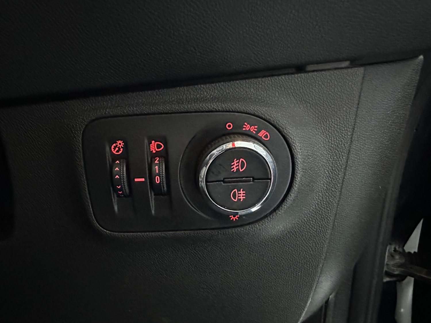 Used Vauxhall Corsa 2017 for sale - 76922120: Photo 35