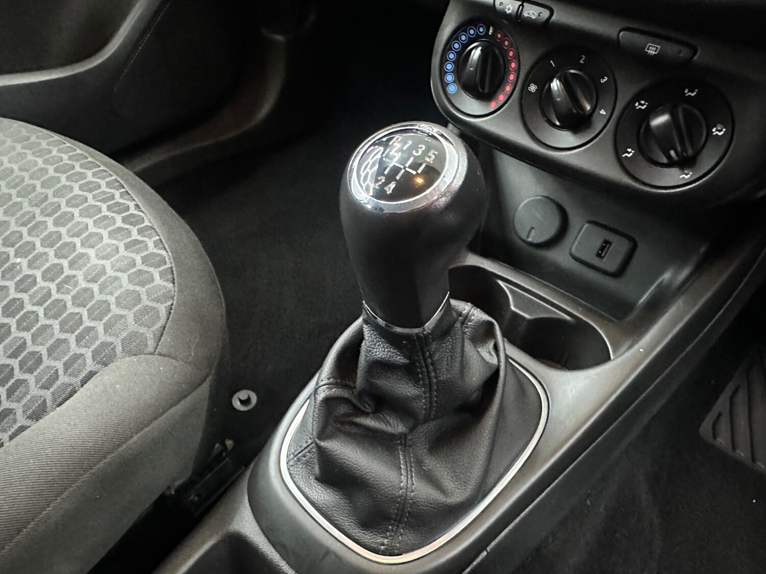 Used Vauxhall Corsa 2017 for sale - 76922120: Photo 49