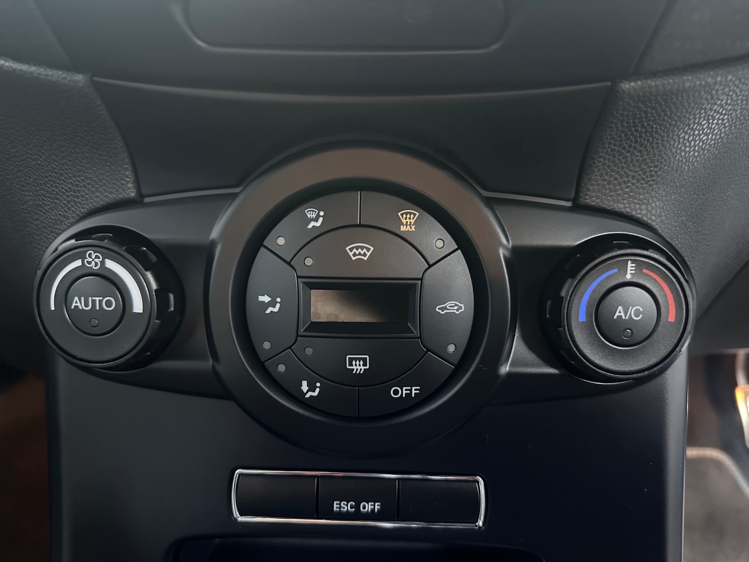 Used Ford Fiesta 2016 for sale - 76738625: Photo 44