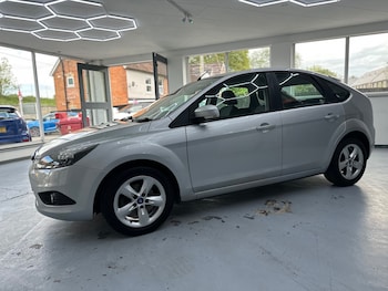 Used Ford Focus 2010 for sale - 78615192: Photo