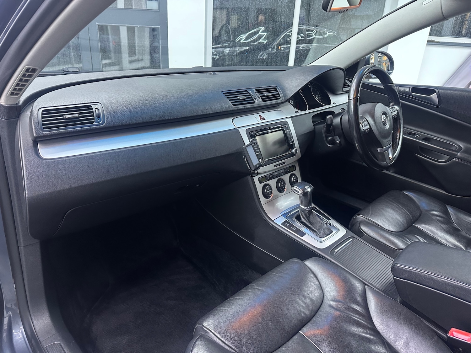 Used Volkswagen Passat 2009 for sale - 77147968: Photo 39