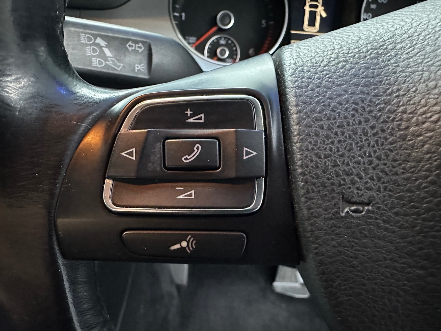 Used Volkswagen Passat 2009 for sale - 77147968: Photo 51