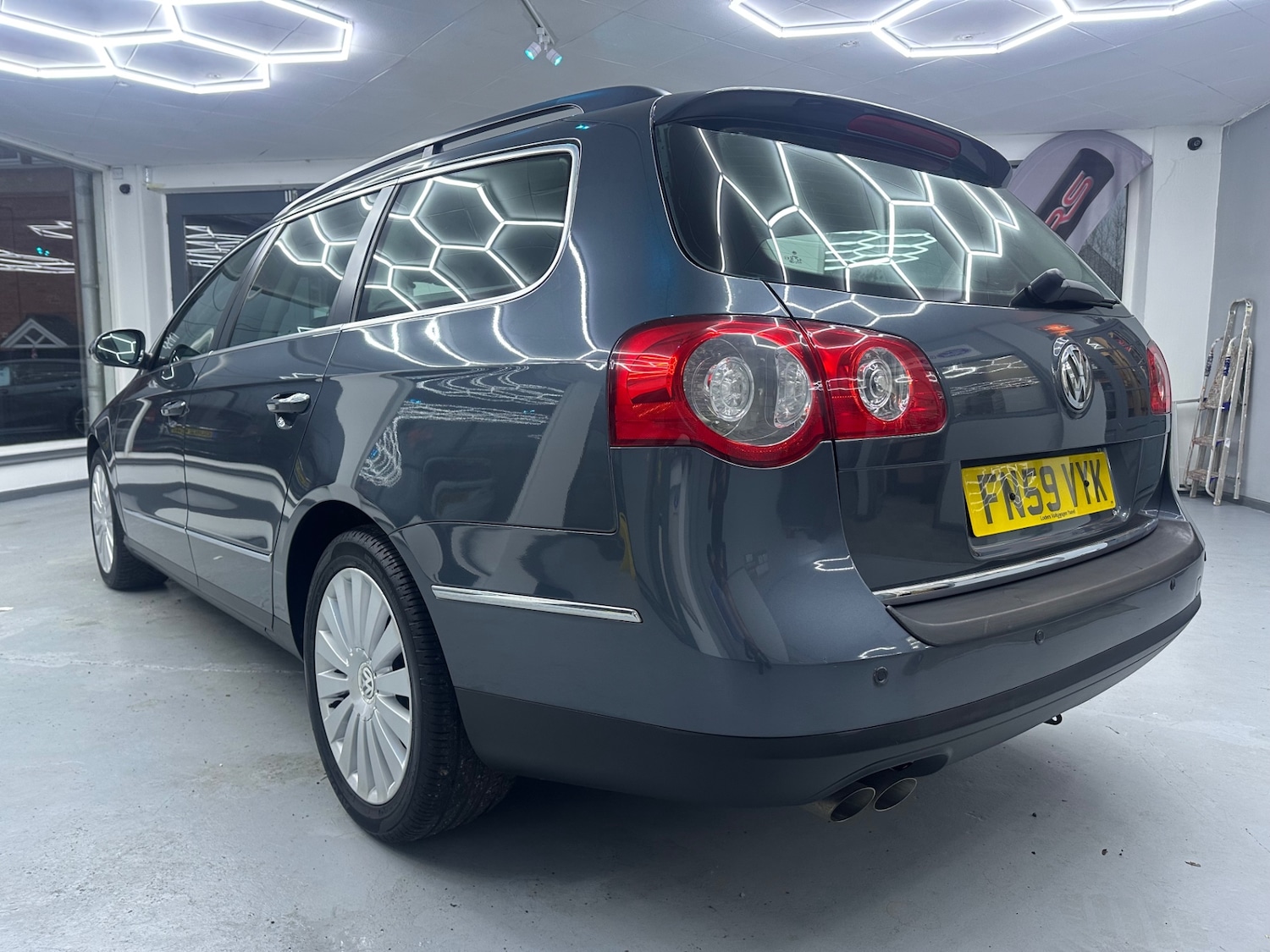 Used Volkswagen Passat 2009 for sale - 77147968: Photo 6