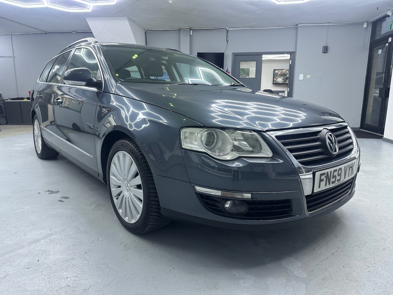 Used Volkswagen Passat 2009 for sale - 77147968: Photo 7